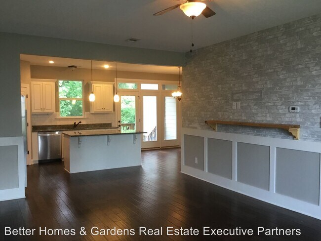 Building Photo - 4 br, 2 bath House - 539 Great Falls