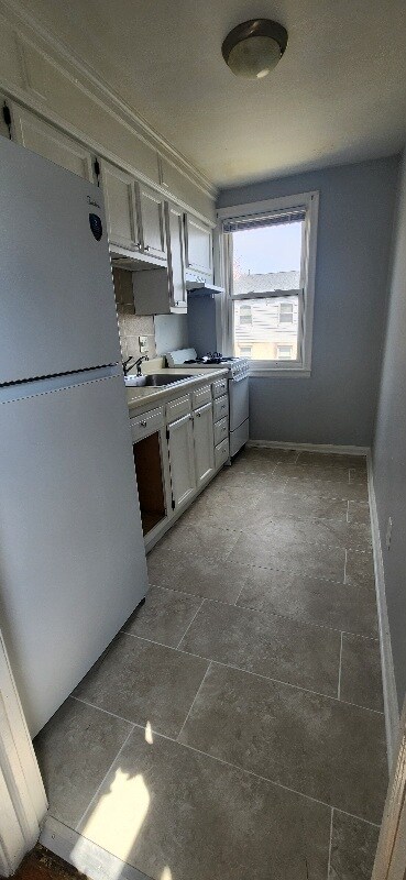 Foto del edificio - 3105 W 2nd St