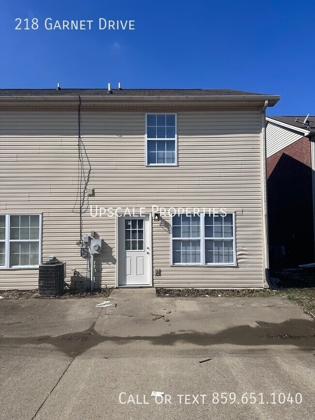 Foto del edificio - 218 Garnet Dr
