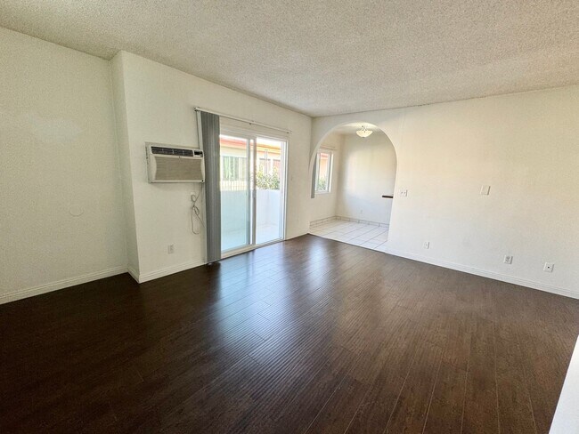 Foto del edificio - 12236 Pacific Ave