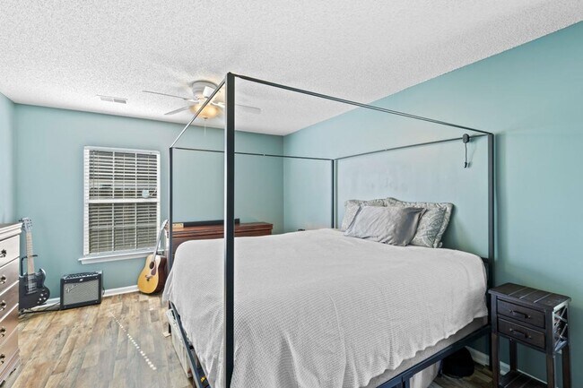 Building Photo - Scotts Mill 3 bed/ 2 bath