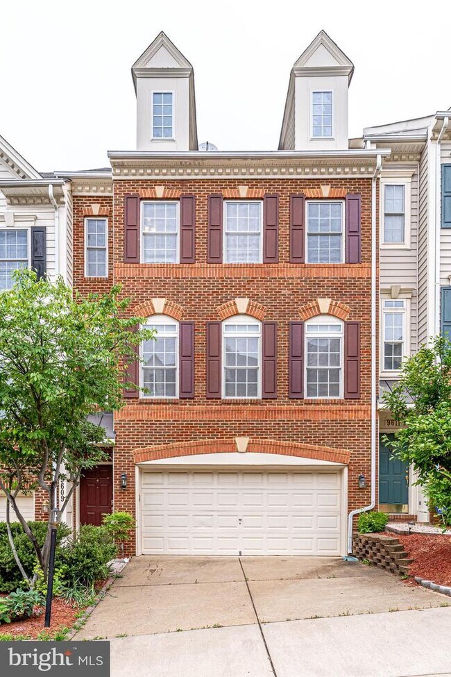 9609 Masey McQuire Ct, Lorton, VA 22079 Townhouse for Rent in Lorton, VA