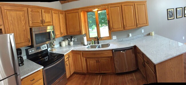 Foto del edificio - Beautiful Golf Course Home in Peaceful Loc...