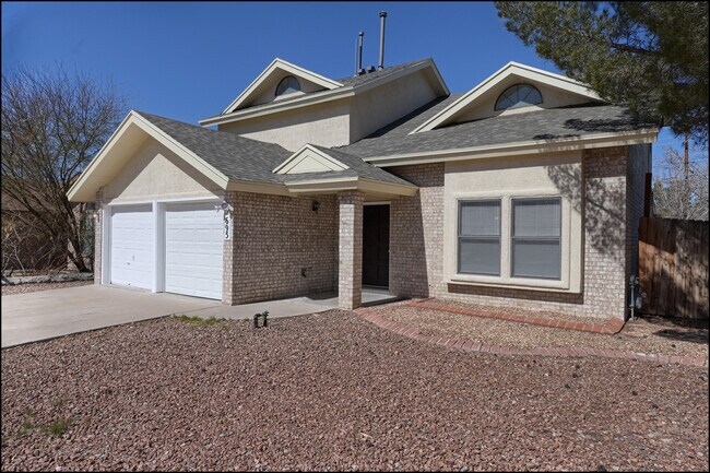 Foto del edificio - 695 Bluff Canyon Cir