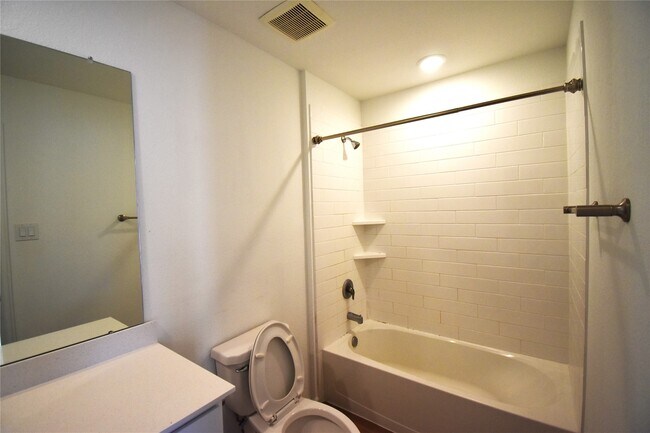 Foto del edificio - 3326 Spanish Oak Ln
