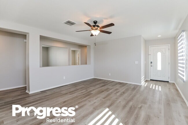 Building Photo - 1097 W Camino Hombre Viejo