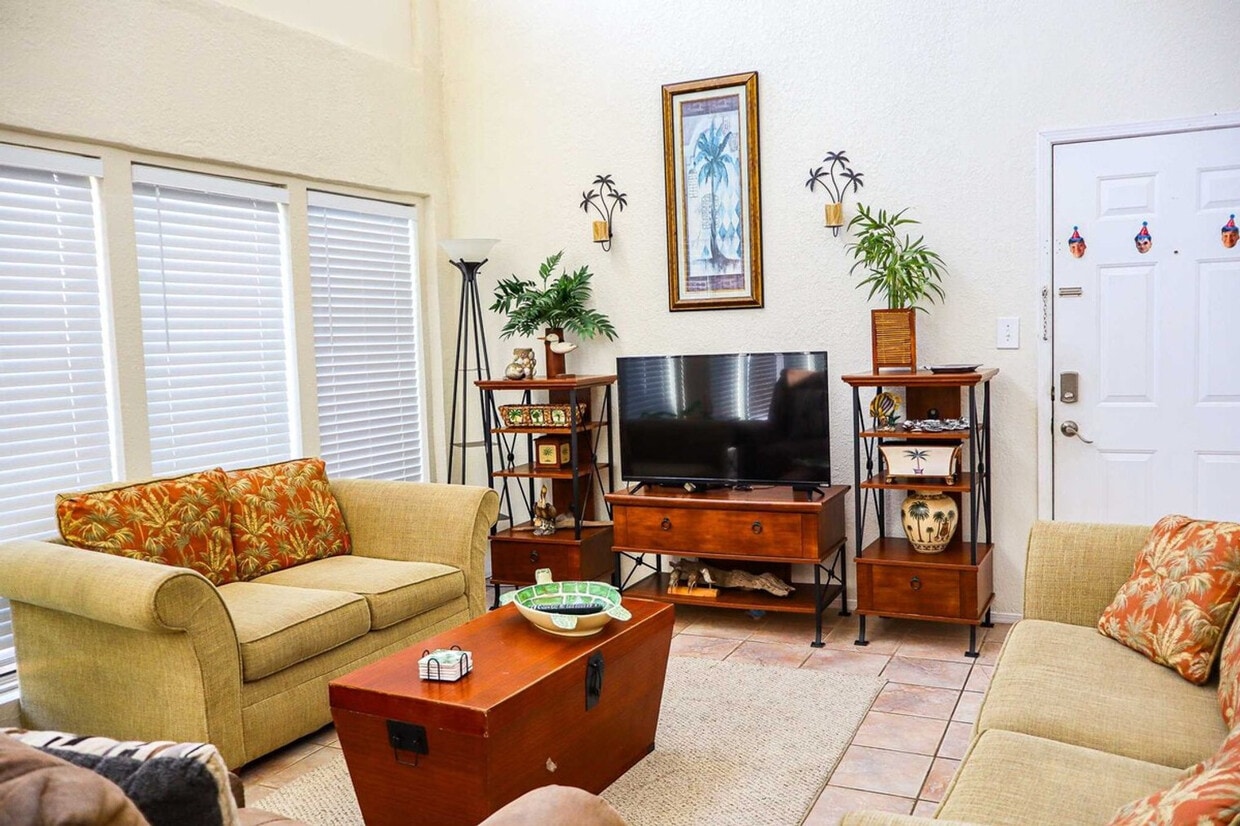 Primary Photo - 129 E Morningside Dr