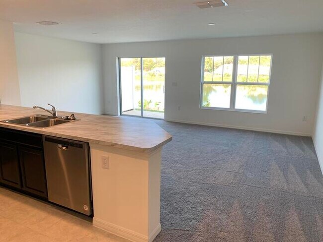 Building Photo - 6391 Brant Bay Blvd