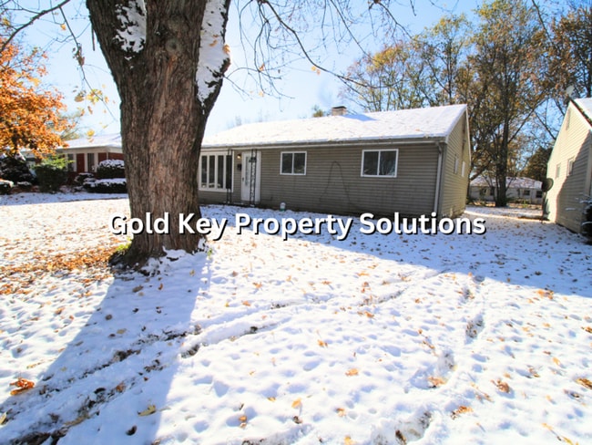 Foto del edificio - Spacious 3 BR 1 BA Ranch with Main-Level L...