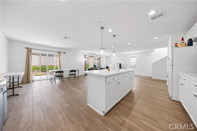 Building Photo - 20225 Breeze Blooms Dr