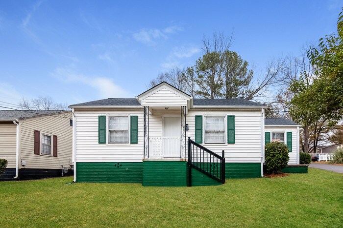 Foto principal - 212 W Woodrow Ave