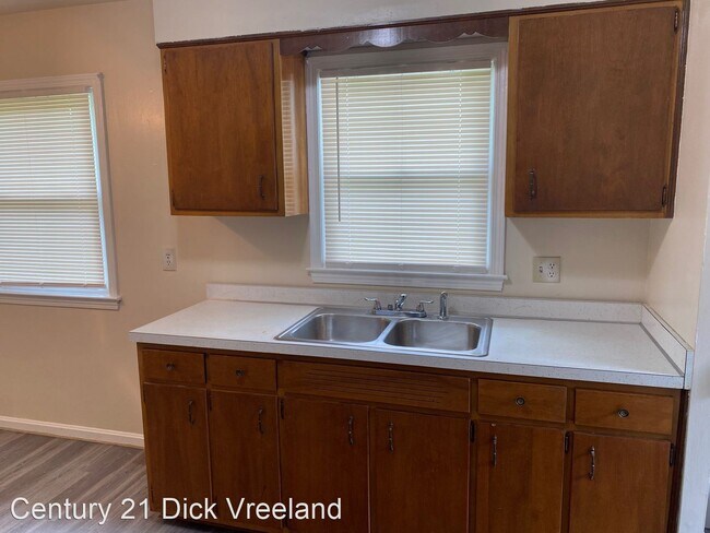 Building Photo - 2 br, 1 bath House - 10002 Merioneth Drive