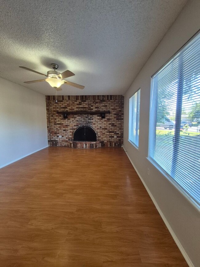 Foto del edificio - 7520 Blackthorne Way
