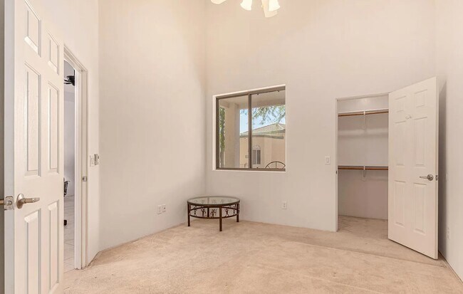 Foto del edificio - Compact, Modern & Convenient 1BR