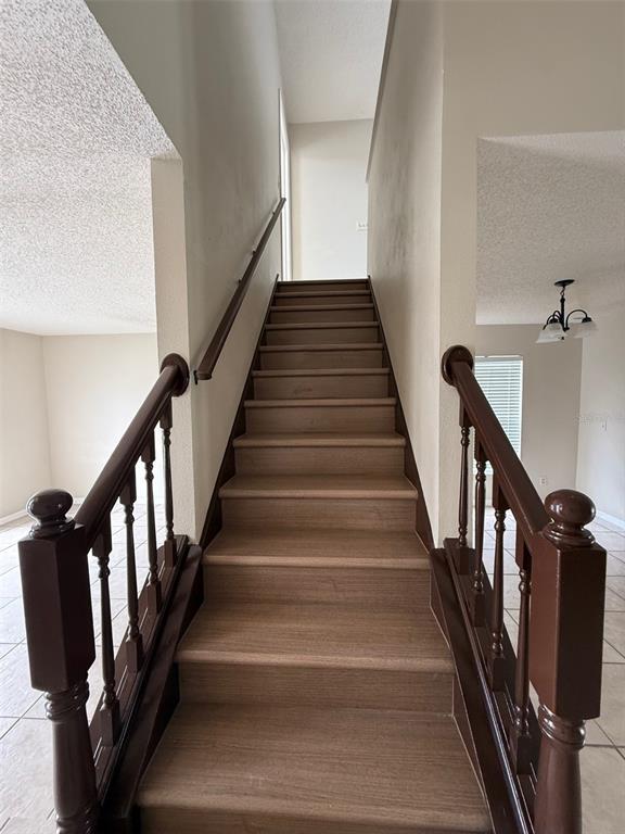 Foto del edificio - 1025 Kelly Creek Cir
