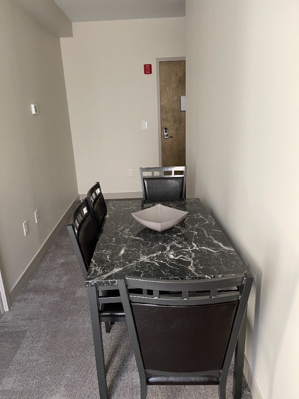 Foto del edificio - 1417 W9th St