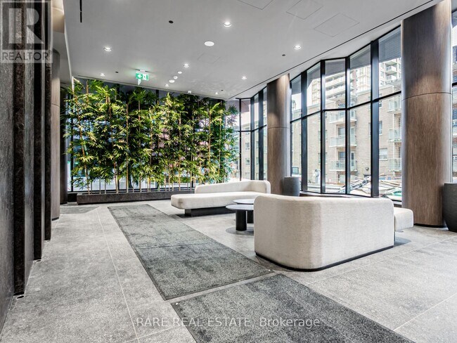 Photo du bâtiment - 110 Broadway Ave