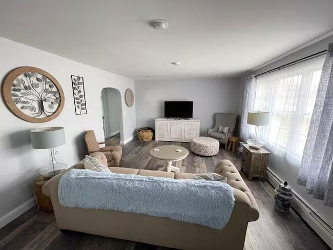 Foto del edificio - 297 Swansom Rd