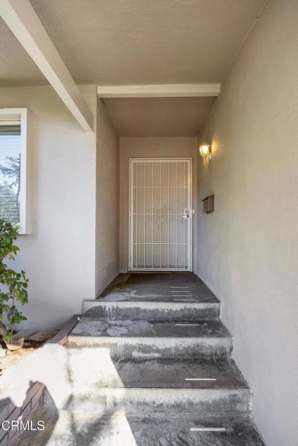 Building Photo - 631 Deodara Dr