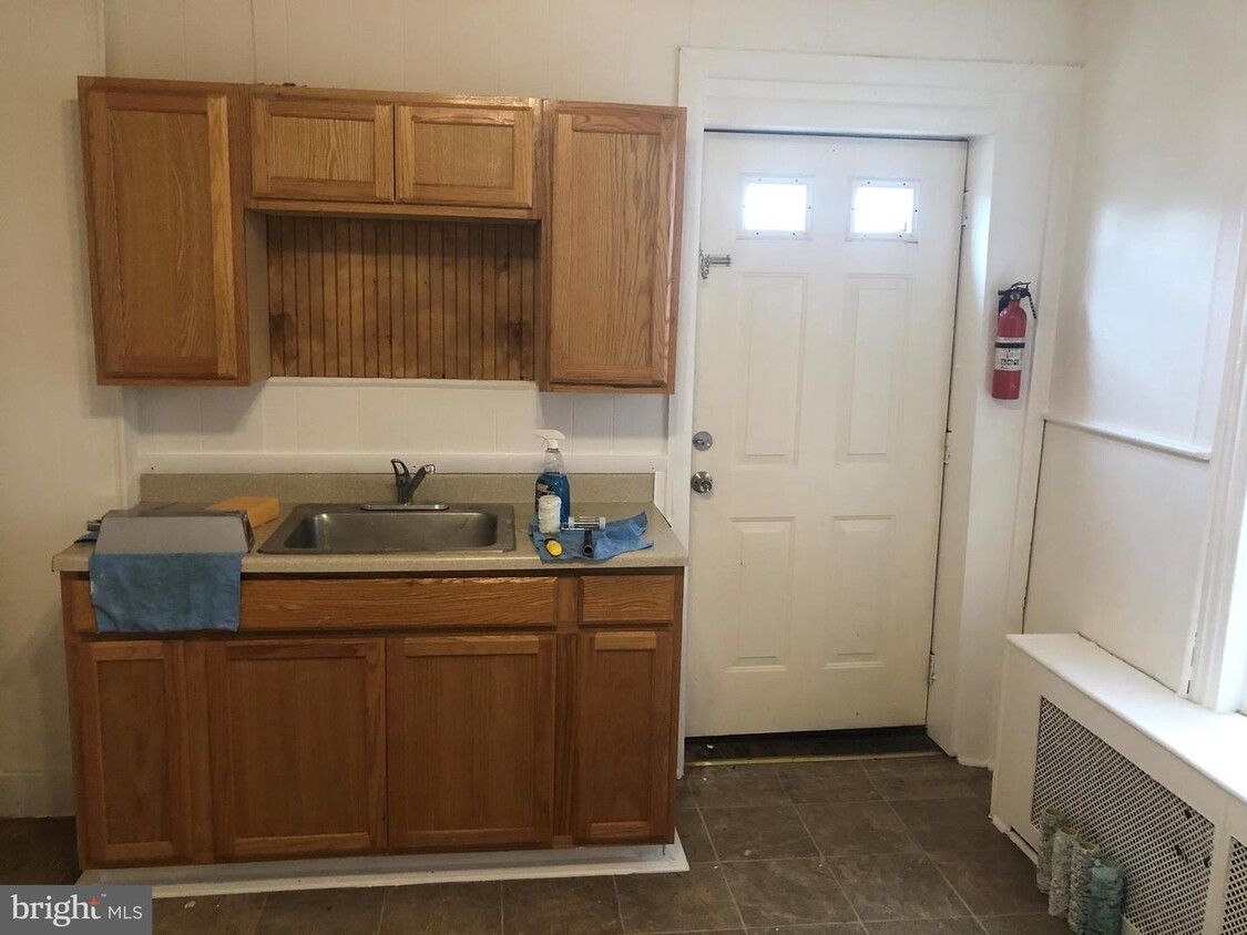 946UNIT N 6th St, Reading, PA 19601 Townhome Rentals in Reading PA