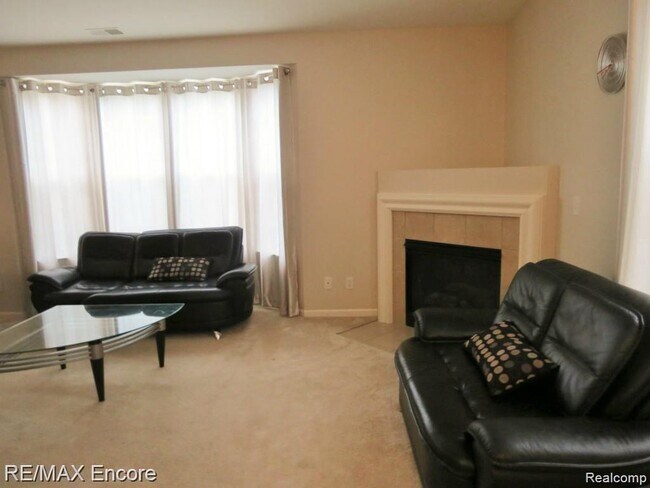 Building Photo - 510 Dockside Cir