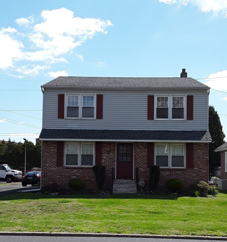 272 Bonair Ave, Hatboro, PA 19040 Apartments in Hatboro, PA