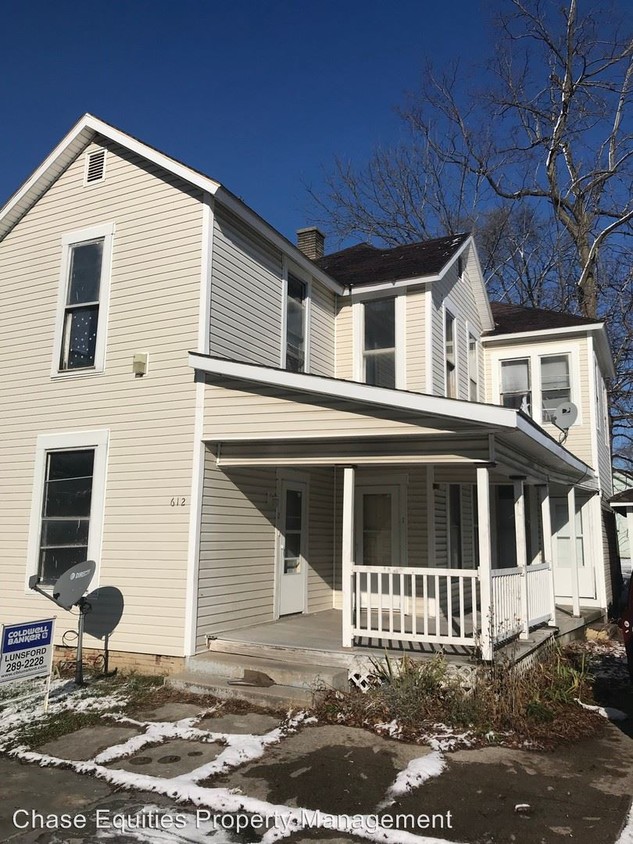 Primary Photo - 612 W Adams St