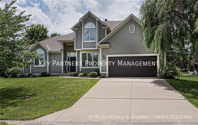 Building Photo - 12403 W 126th St - Live in Luxury