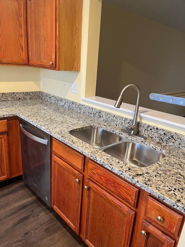 9310 Captiva Bay Dr Unit Nice Condo near Dayton Ma, Miamisburg, OH