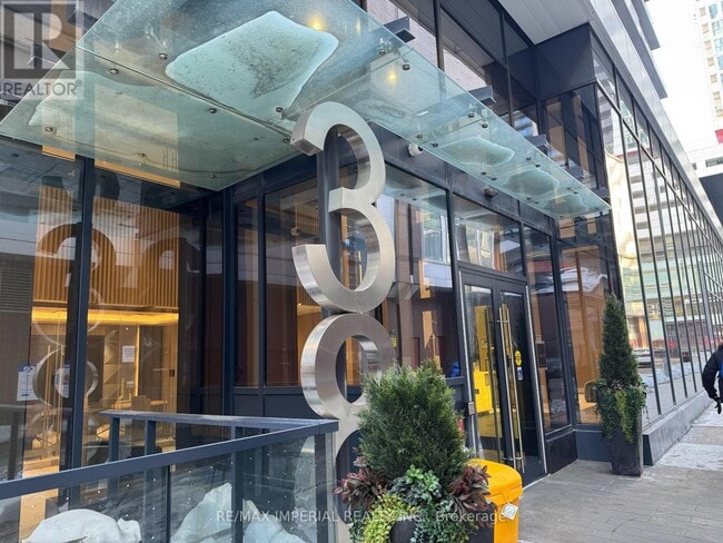 Photo du bâtiment - 38 Widmer St