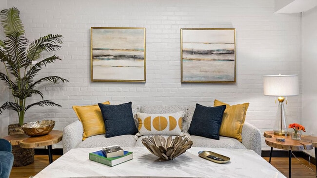 Building Photo - 3590 Water St NW