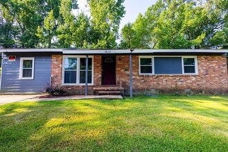 Building Photo - 5012 Shirley Ann Dr