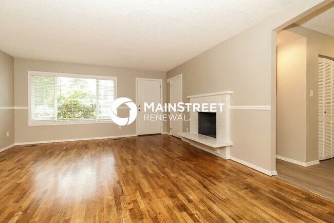 Building Photo - 4 Bedroom Pet-Friendly Home in University Place, WA with Main Street Renewal