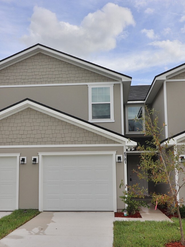 Building Photo - 6779 Lake Mist Ln