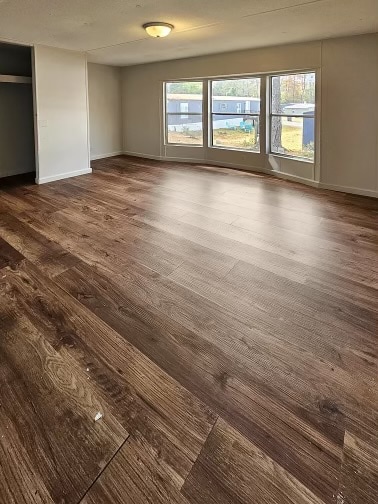 Foto del edificio - 412 McElhaney Rd