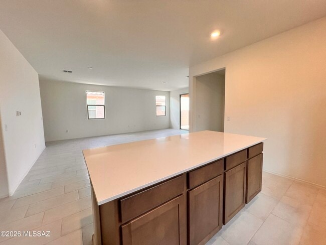 Building Photo - 10004 E Lebaron Dr