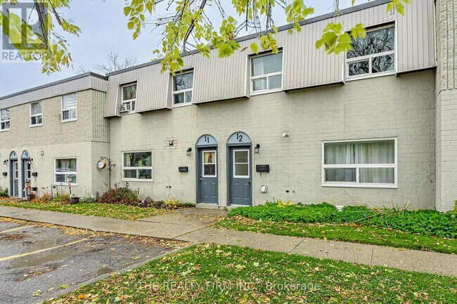 Photo du bâtiment - 271 Thames St N