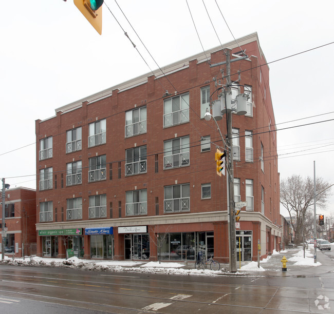 Building Photo - 766 King St W