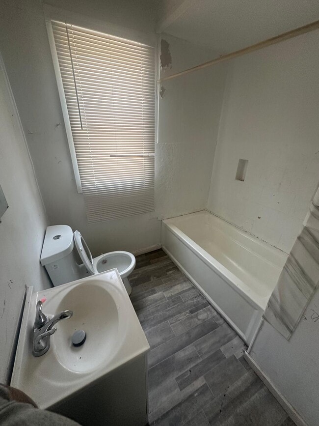 Foto del edificio - 7400 Mansfield St