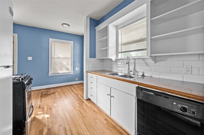 Foto del edificio - 1819 Sul Ross St