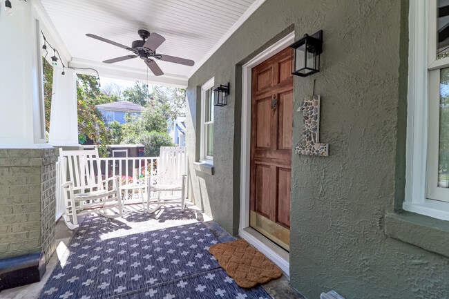 Foto del edificio - 1 Darlington Ave