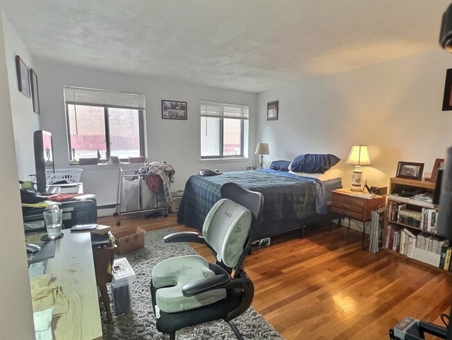 Foto del edificio - 1027 Commonwealth Ave