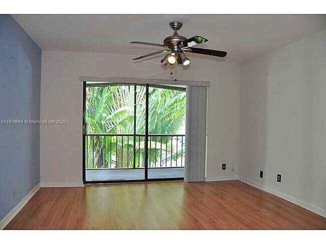 Building Photo - 3129 Oakland Shores Dr
