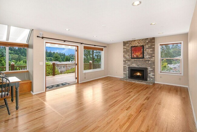 Foto del edificio - 4bd/2.5ba Newcastle Home