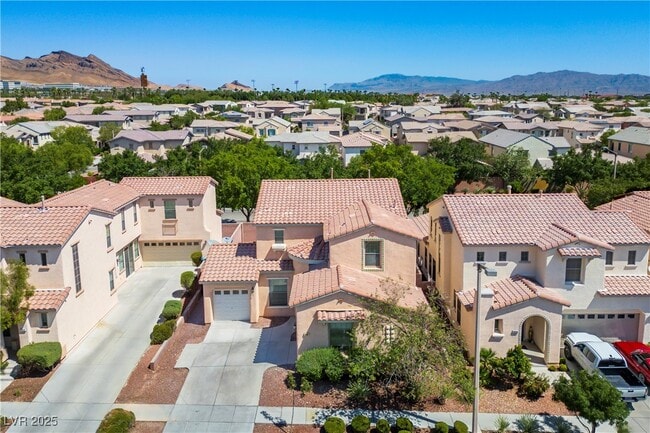Foto del edificio - 10506 Calico Pines Ave