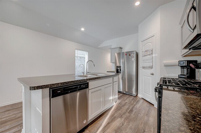 Building Photo - 24307 Oriole Summit Dr