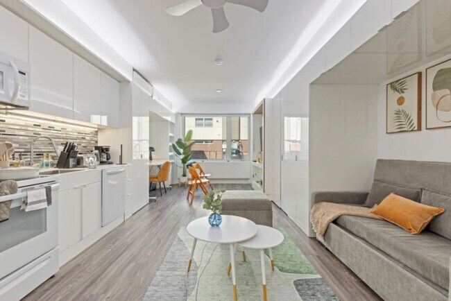 Foto del edificio - 12607 Larchmere Blvd