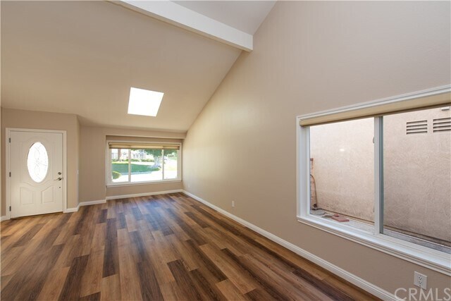 Foto del edificio - 173 Cinnamon Ridge Rd