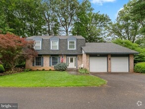 Building Photo - 2602 Oakledge Ct
