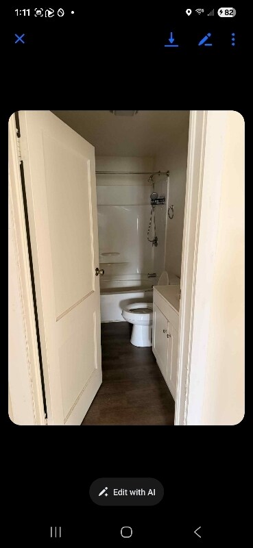 Building Photo - 11448 Cross St